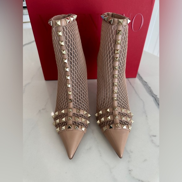 Valentino Garavani Alcove Mesh Rockstud Booties - Picture 3 of 11